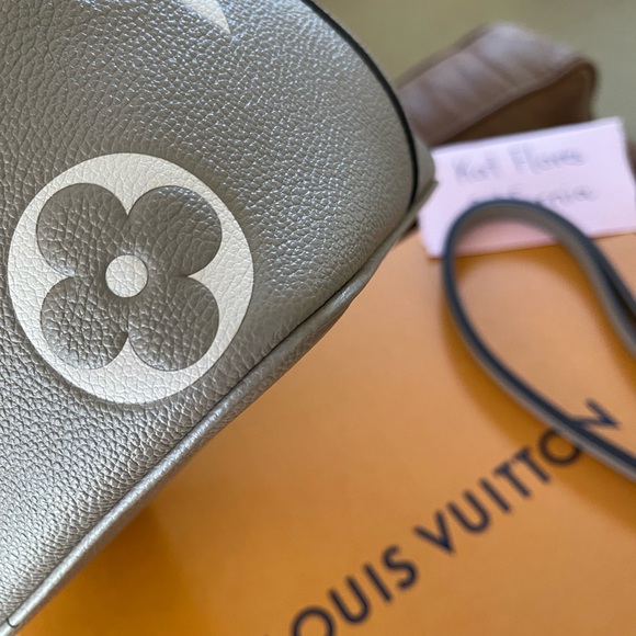 Authentic LV Neo Noe Bi-color - Picture 14 of 14